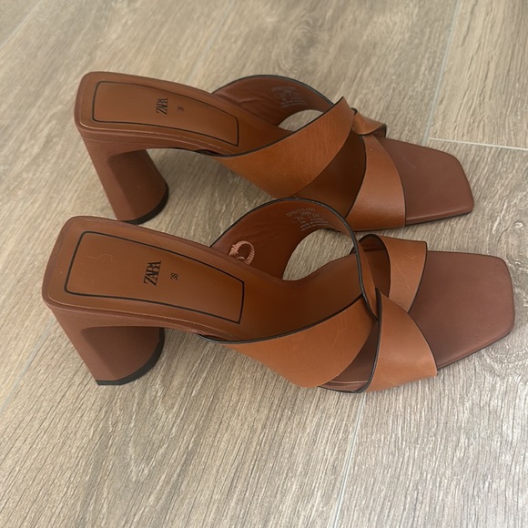 Zara heeled sandals - Picture 3 of 4